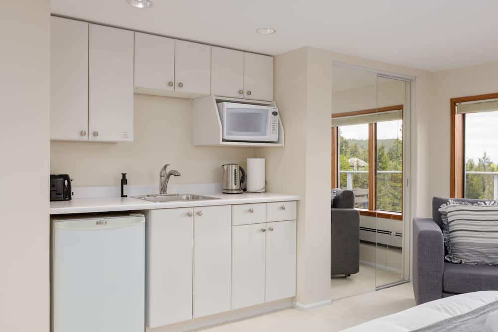 Photo of Kitchen in Caulfeild