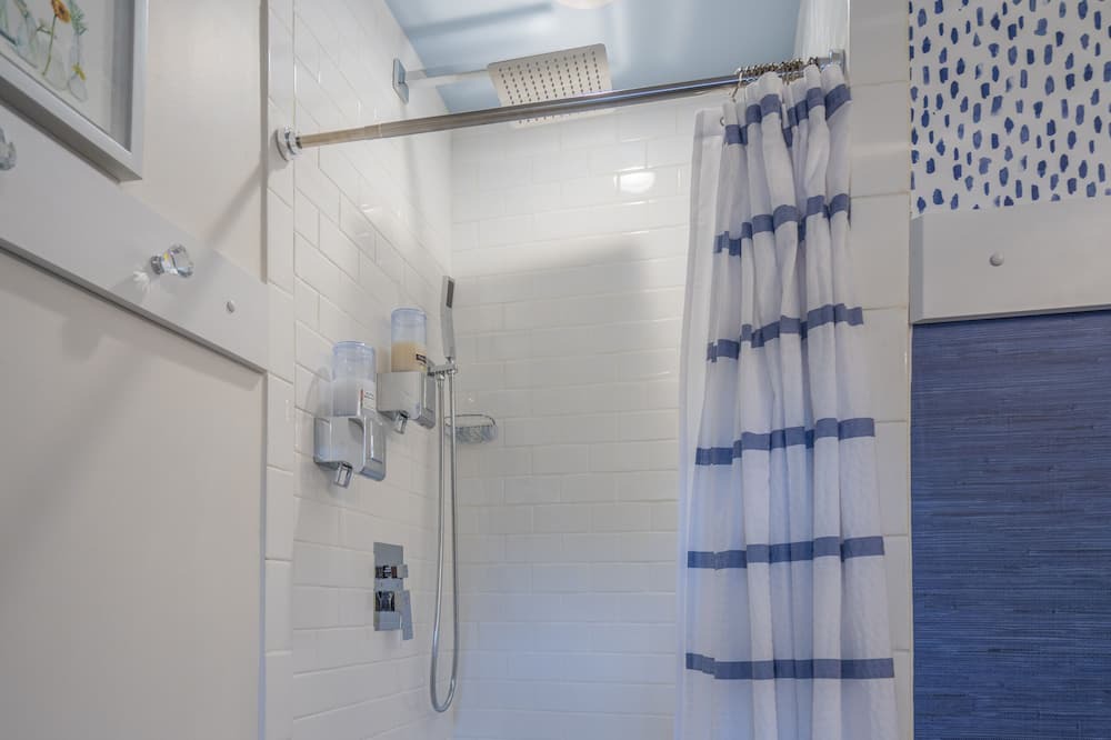 Photo of Bathroom in Southmont