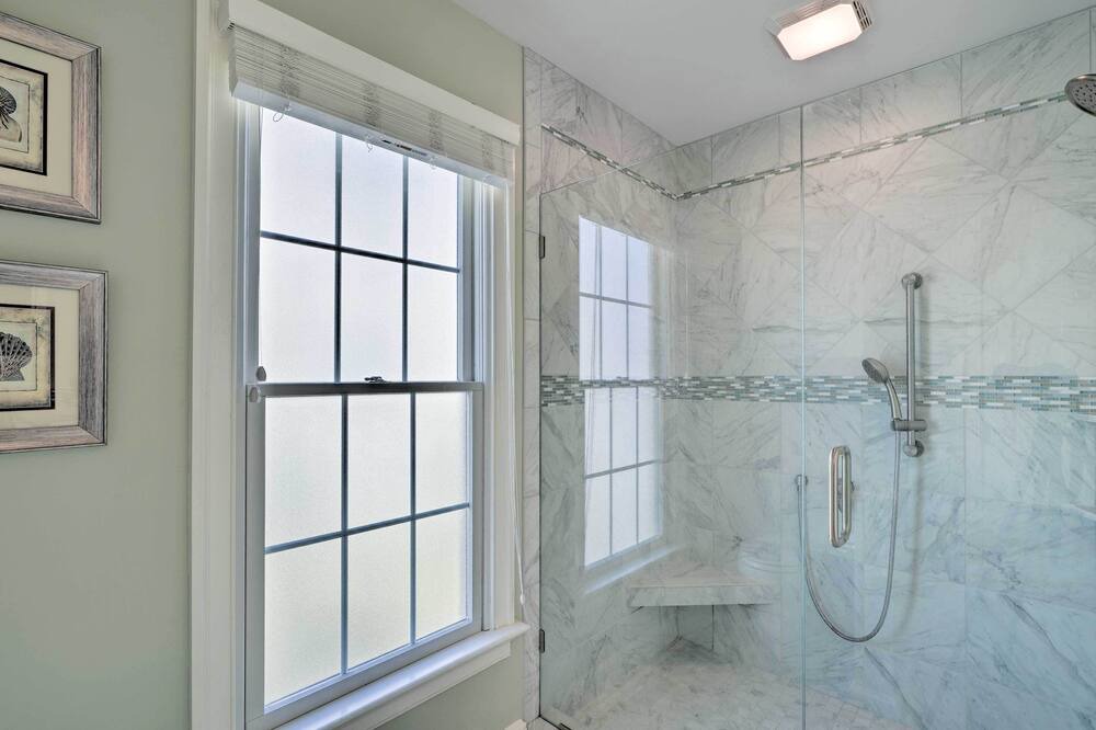 Photo of Bathroom in Buck Island