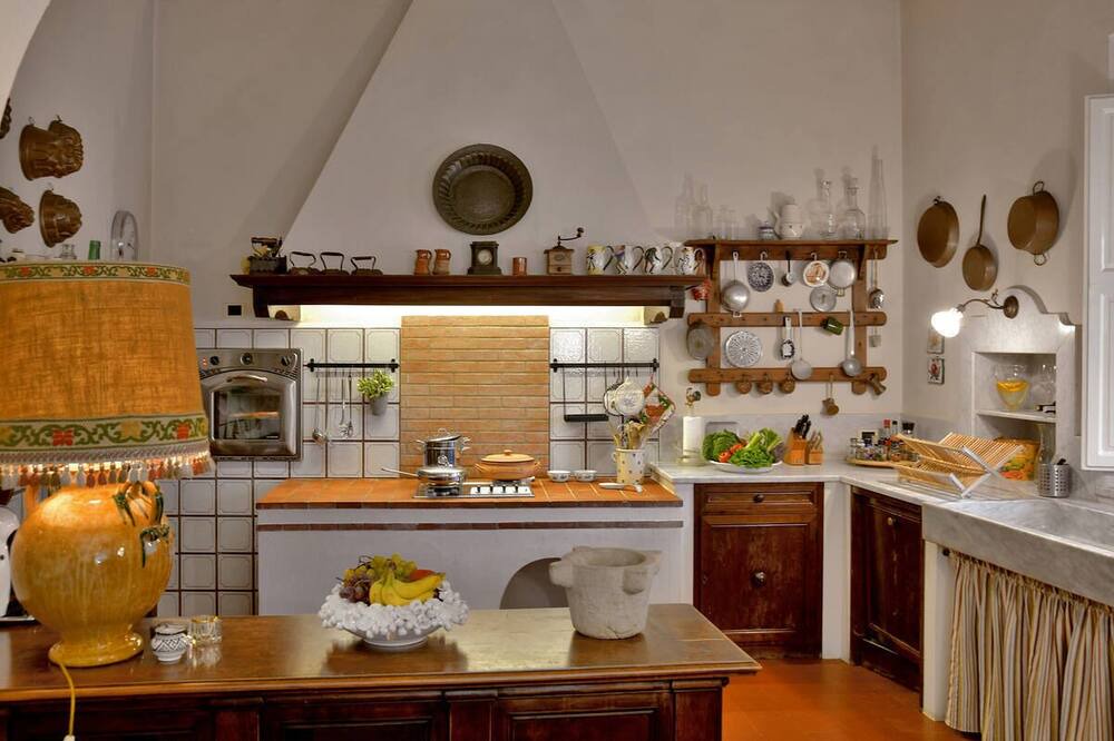 Photo of Kitchen in Lari