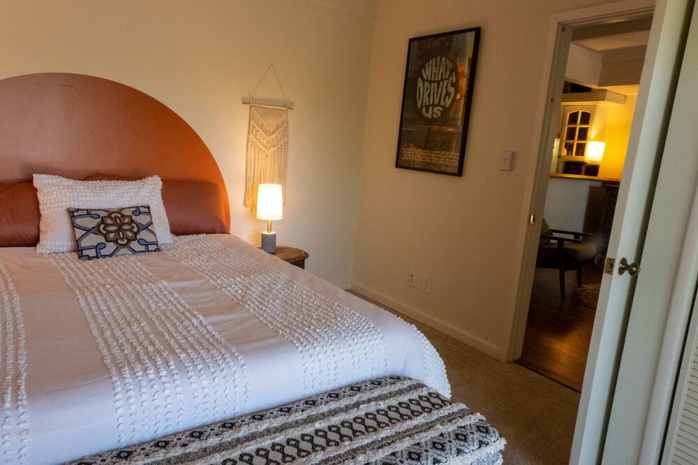 Photo of Bedroom in Topanga
