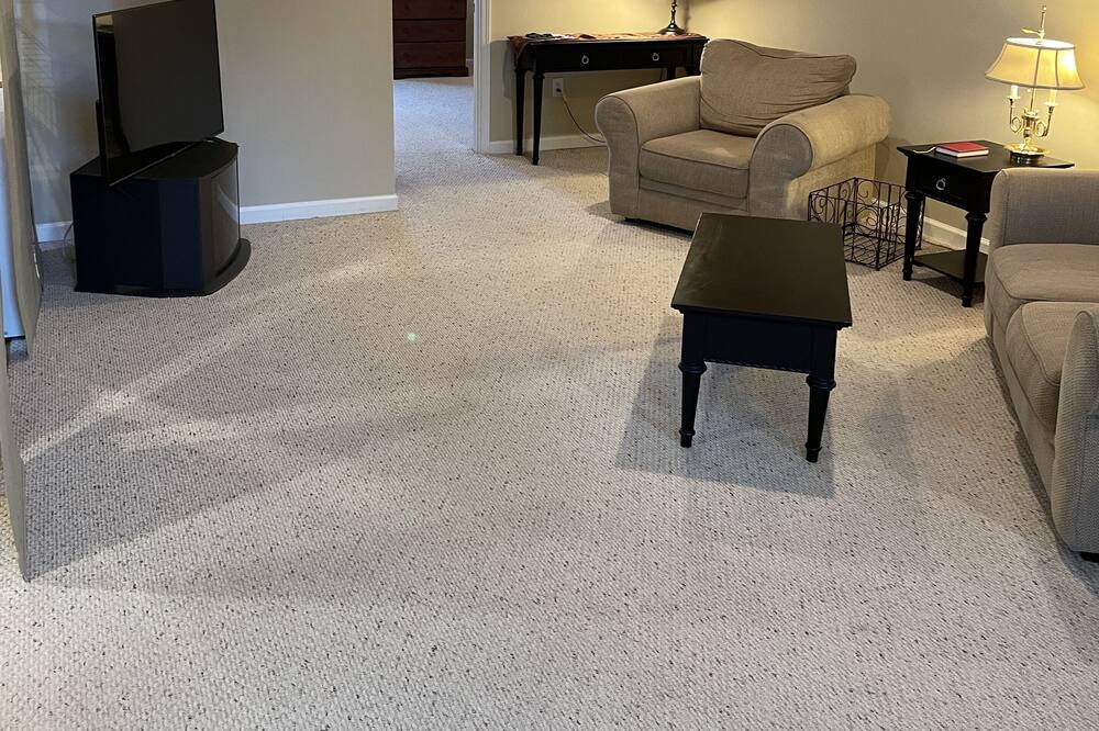Photo of Livingroom in Gaithersburg
