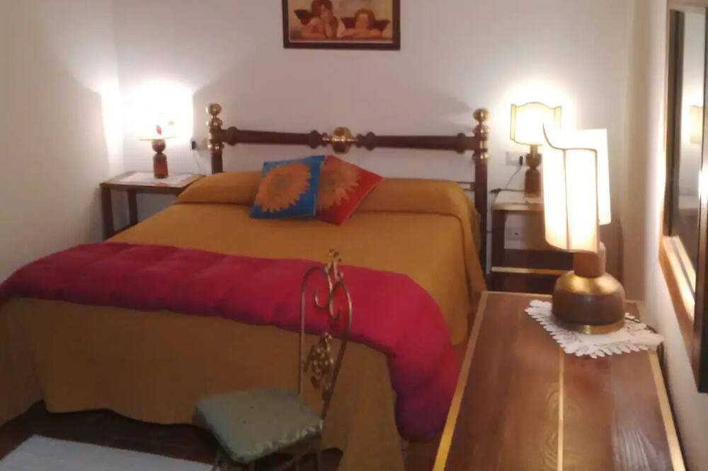 Photo of Bedroom in Pontassieve