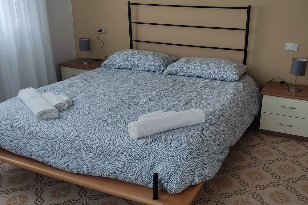 Photo of Bedroom in Alba
