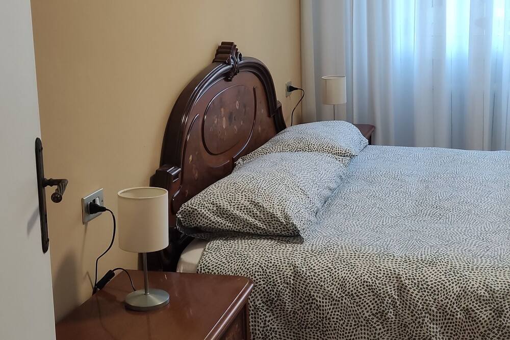 Photo of Bedroom in Alba