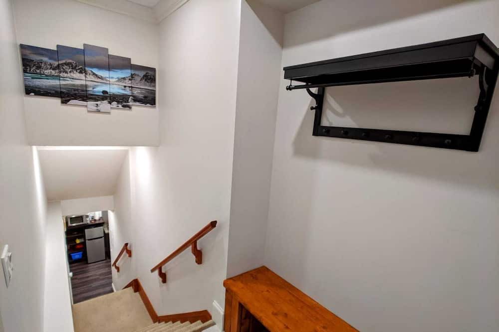 Photo of Bedroom in Canyon Heights