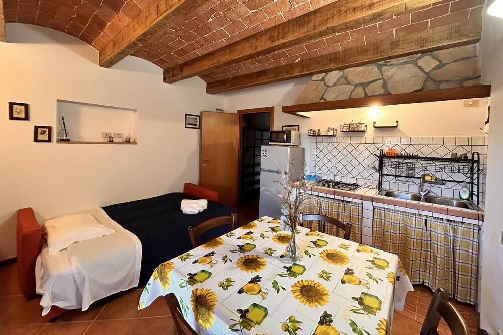 Photo of Bedroom in Lari