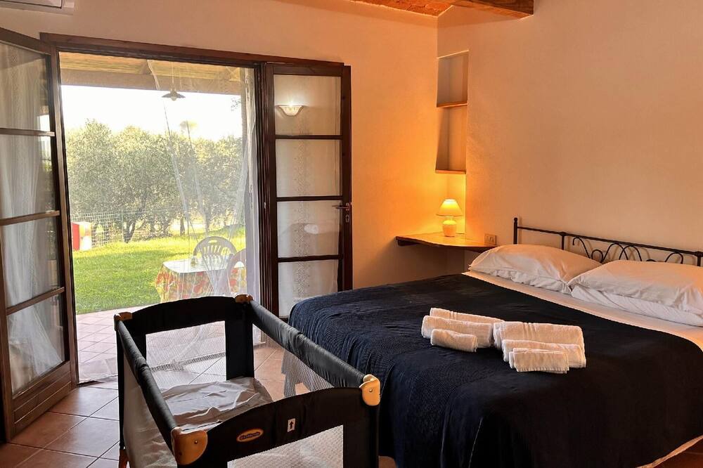 Photo of Bedroom in Lari