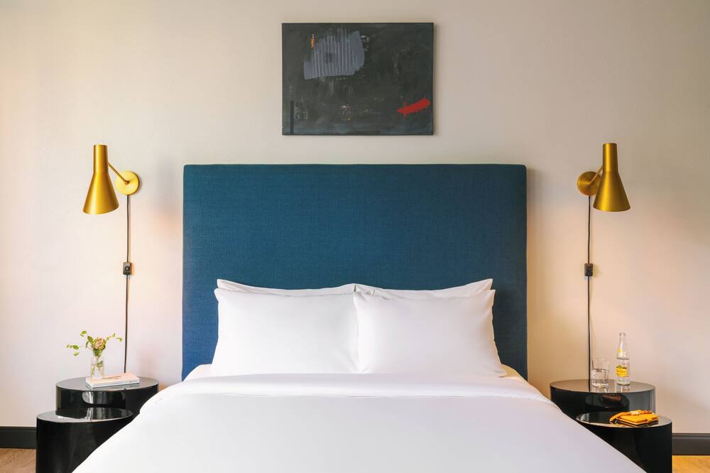 Photo of Bedroom in Connecticut Ave - K Street