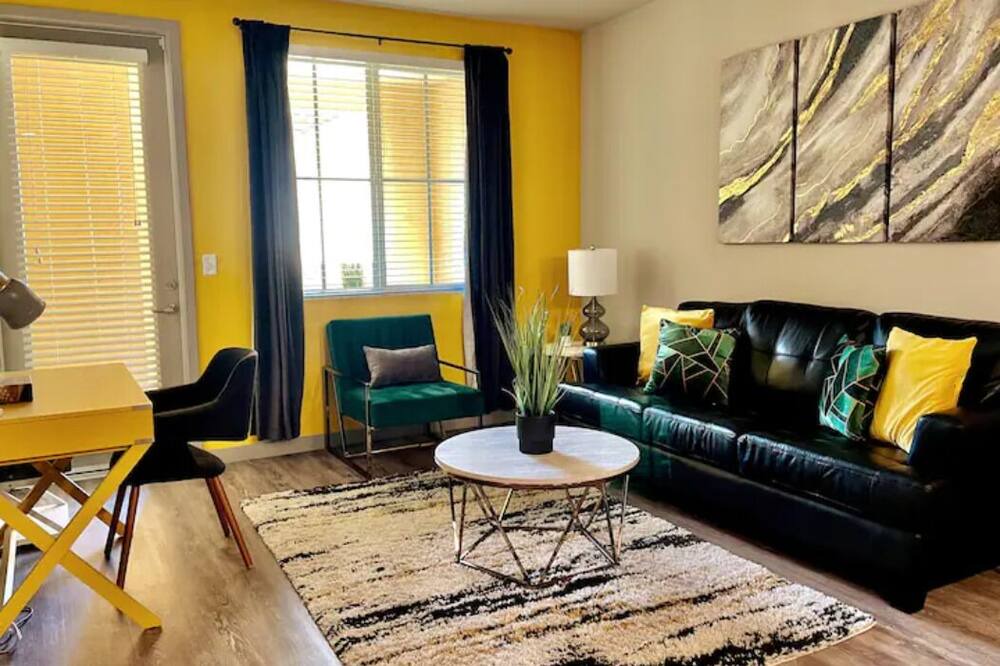 Photo of Livingroom in Camarillo