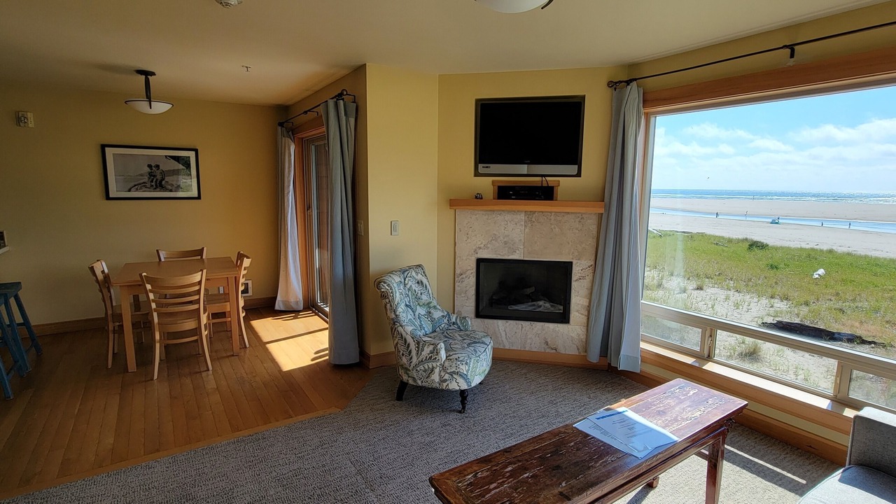 Photo of Livingroom in Cannon Beach