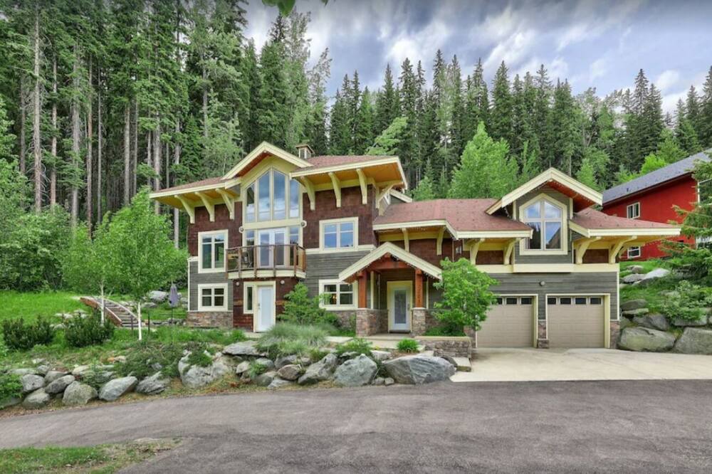 Photo of Others in Sunburst Estates