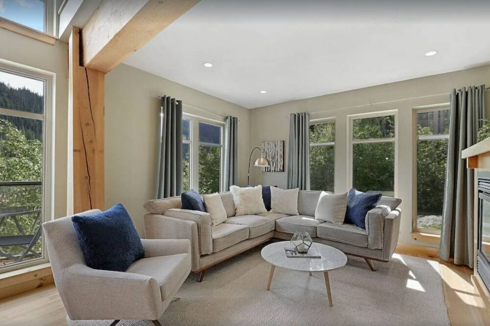 Photo of Others in Sunburst Estates
