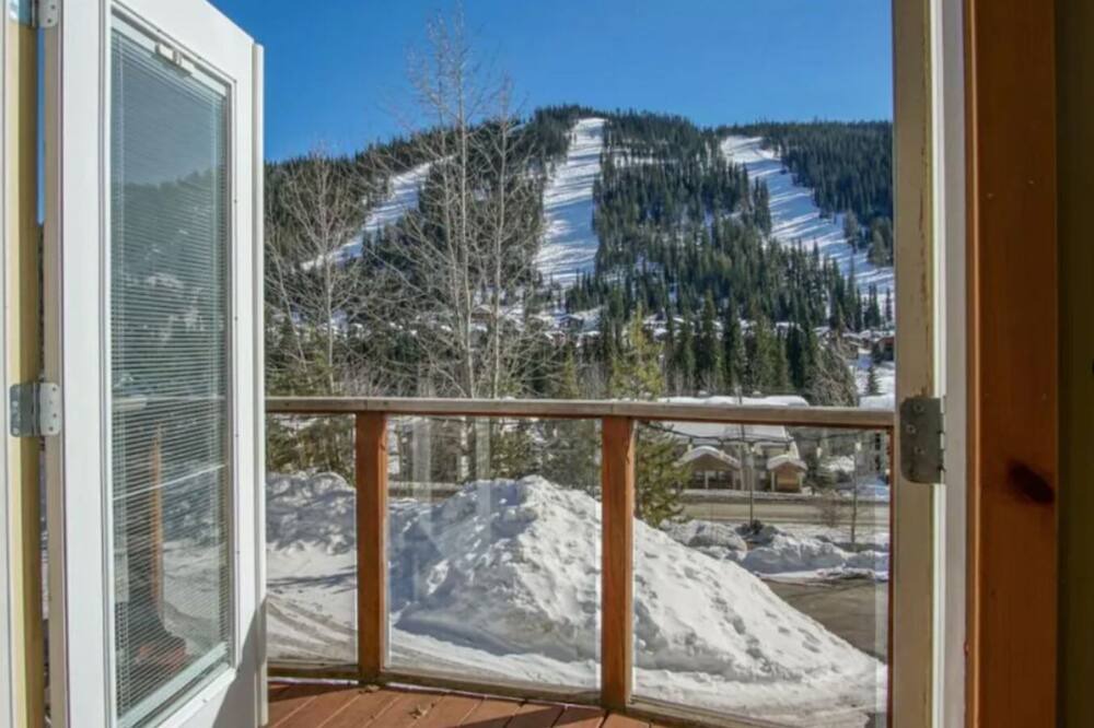 Photo of Patio Balcony in Sunburst Estates