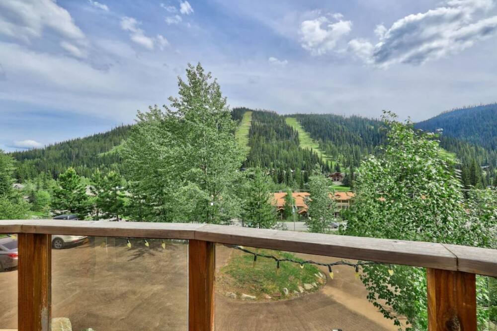 Photo of Patio Balcony in Sunburst Estates