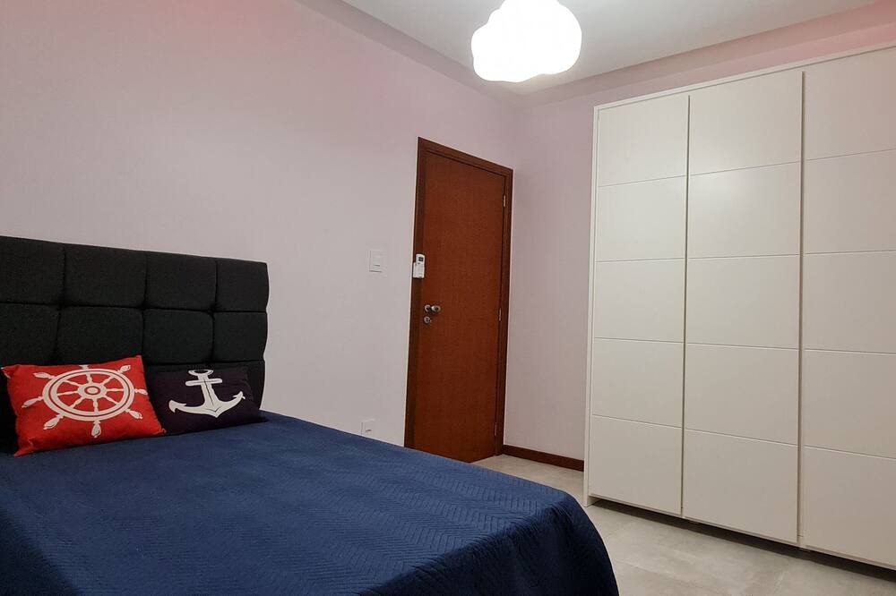 Photo of Bedroom in Caieira