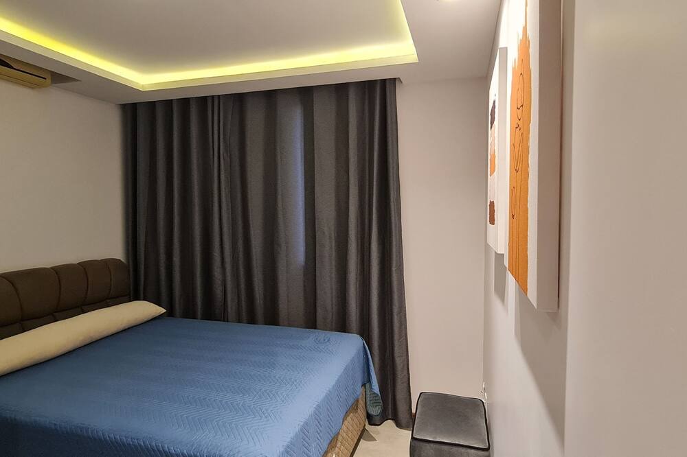 Photo of Bedroom in Caieira