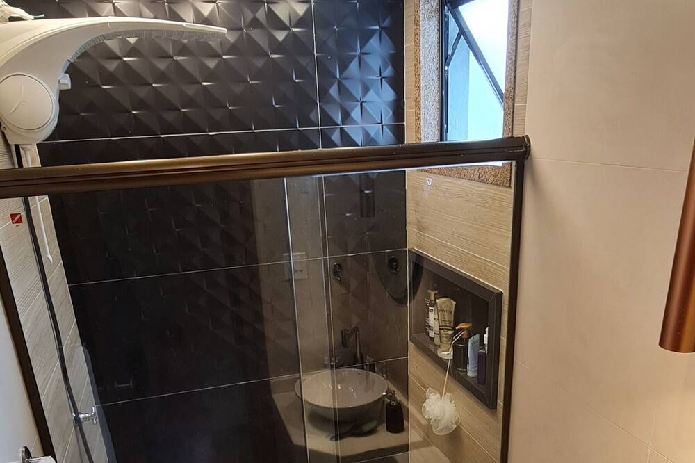 Photo of Bathroom in Caieira