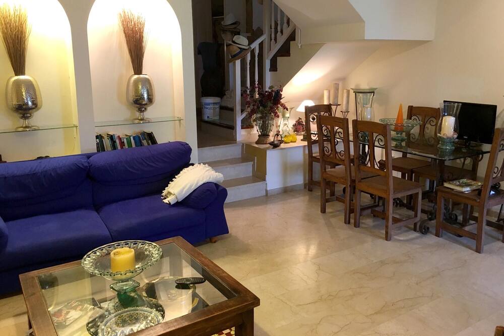Photo of Livingroom in Marina de Casares