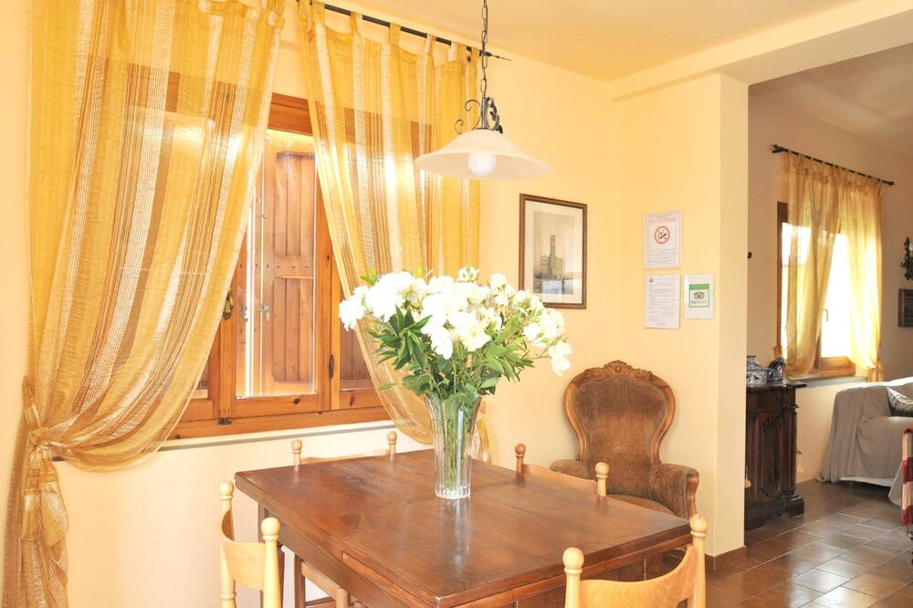 Photo of Livingroom in Gattaia