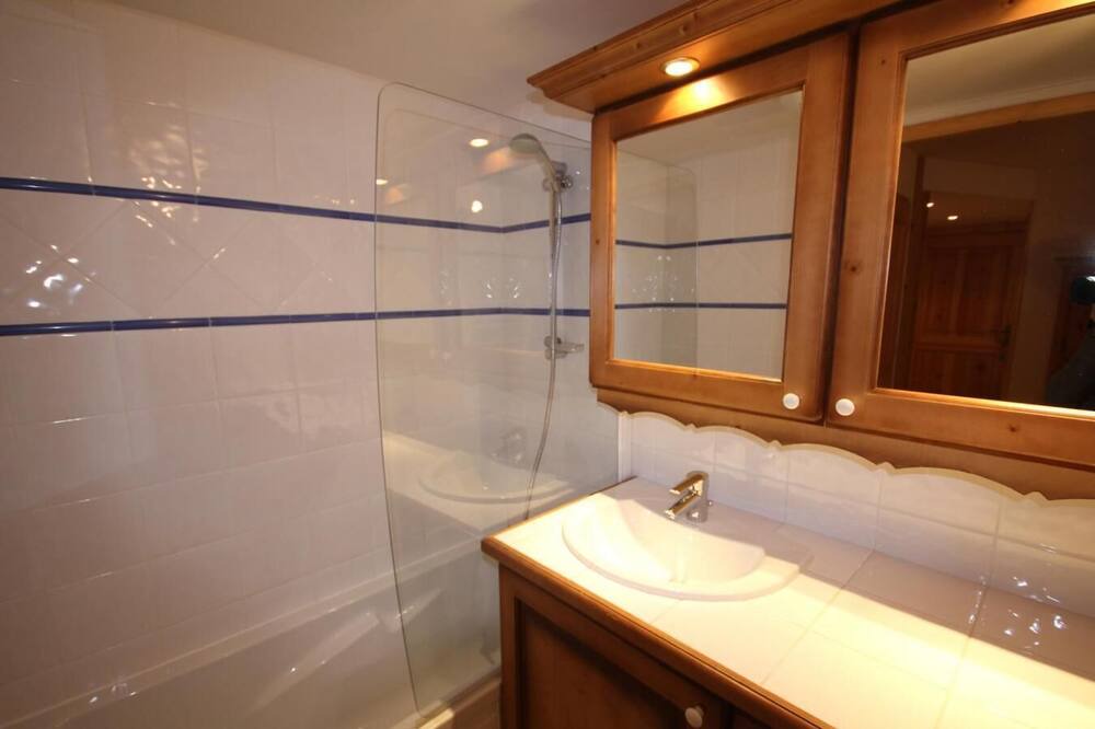 Photo of Bathroom in Bisanne 1500