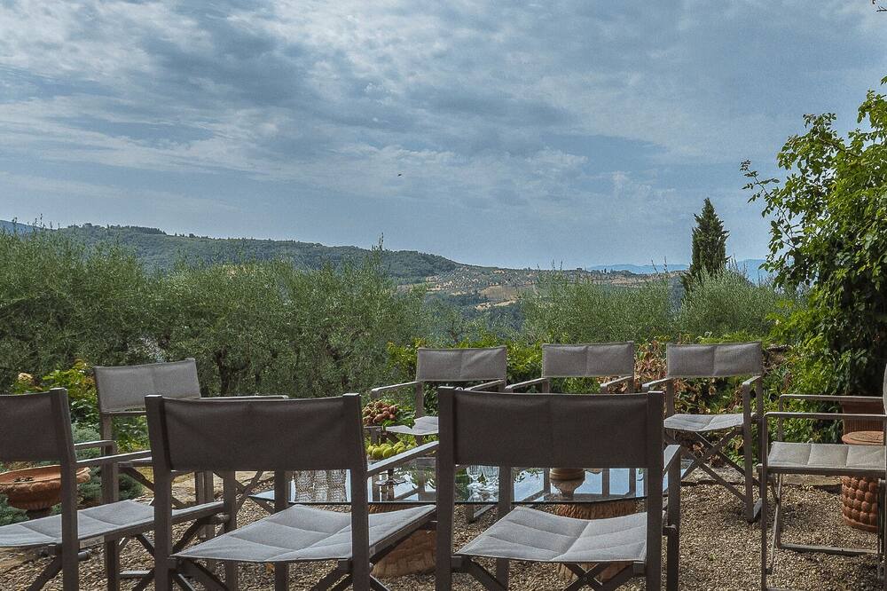 Photo of Outdoor in Twist