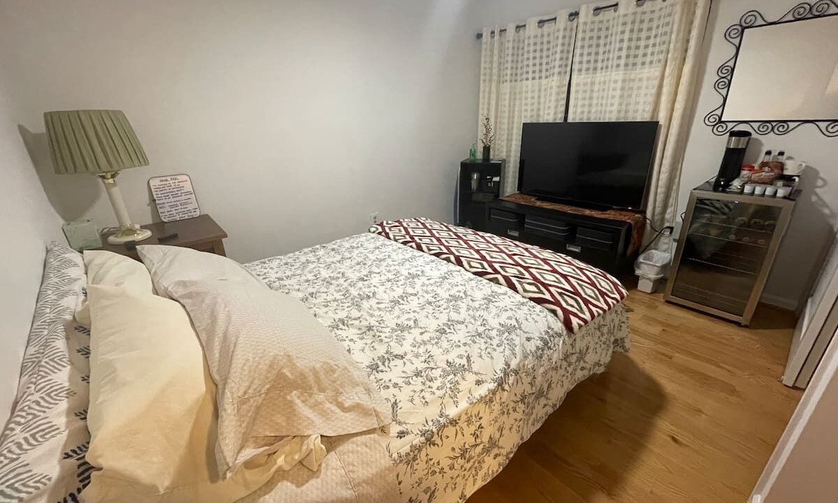 Photo of Bedroom in Gaithersburg