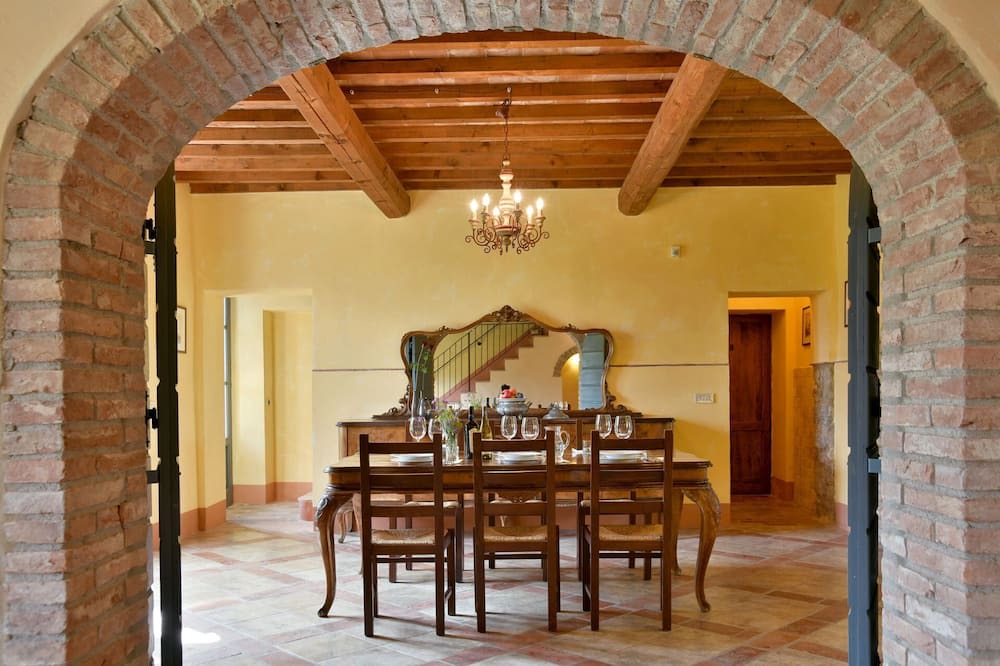 Photo of Kitchen in Guardistallo