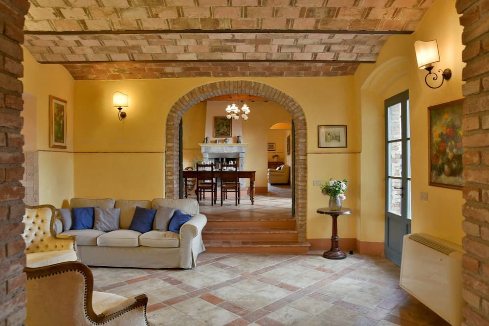 Photo of Livingroom in Guardistallo