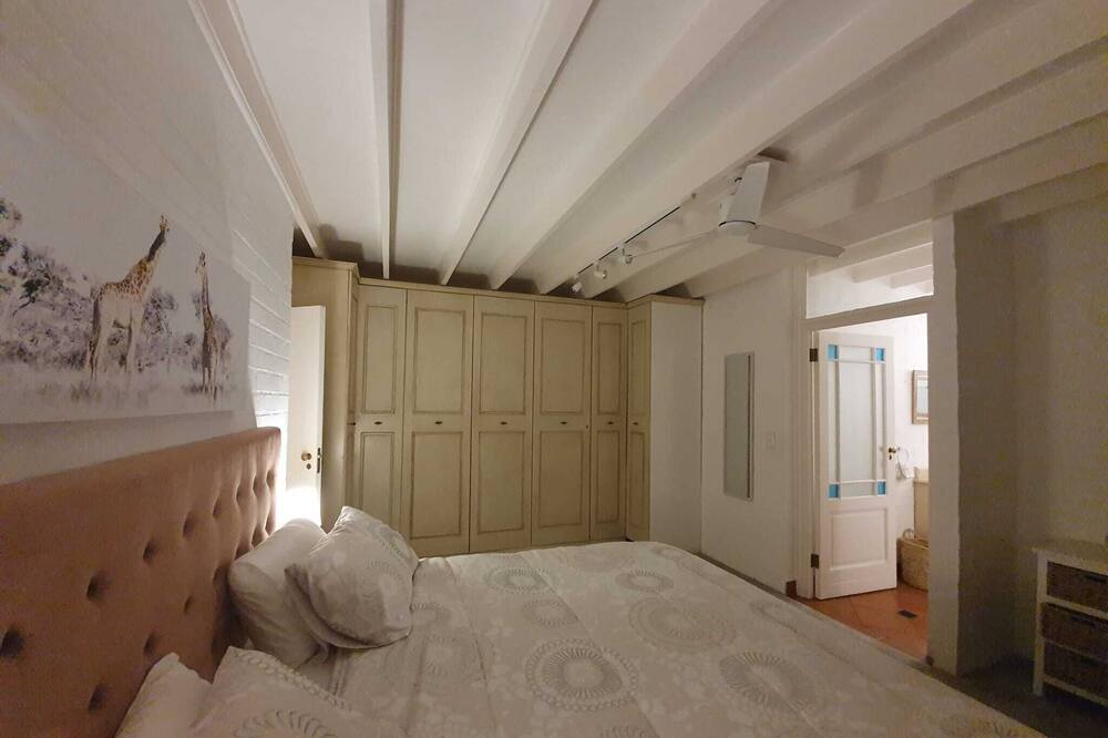 Photo of Bedroom in Muizenberg
