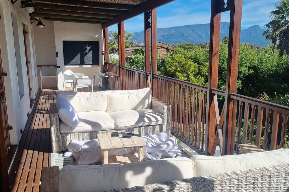 Photo of Patio Balcony in Muizenberg