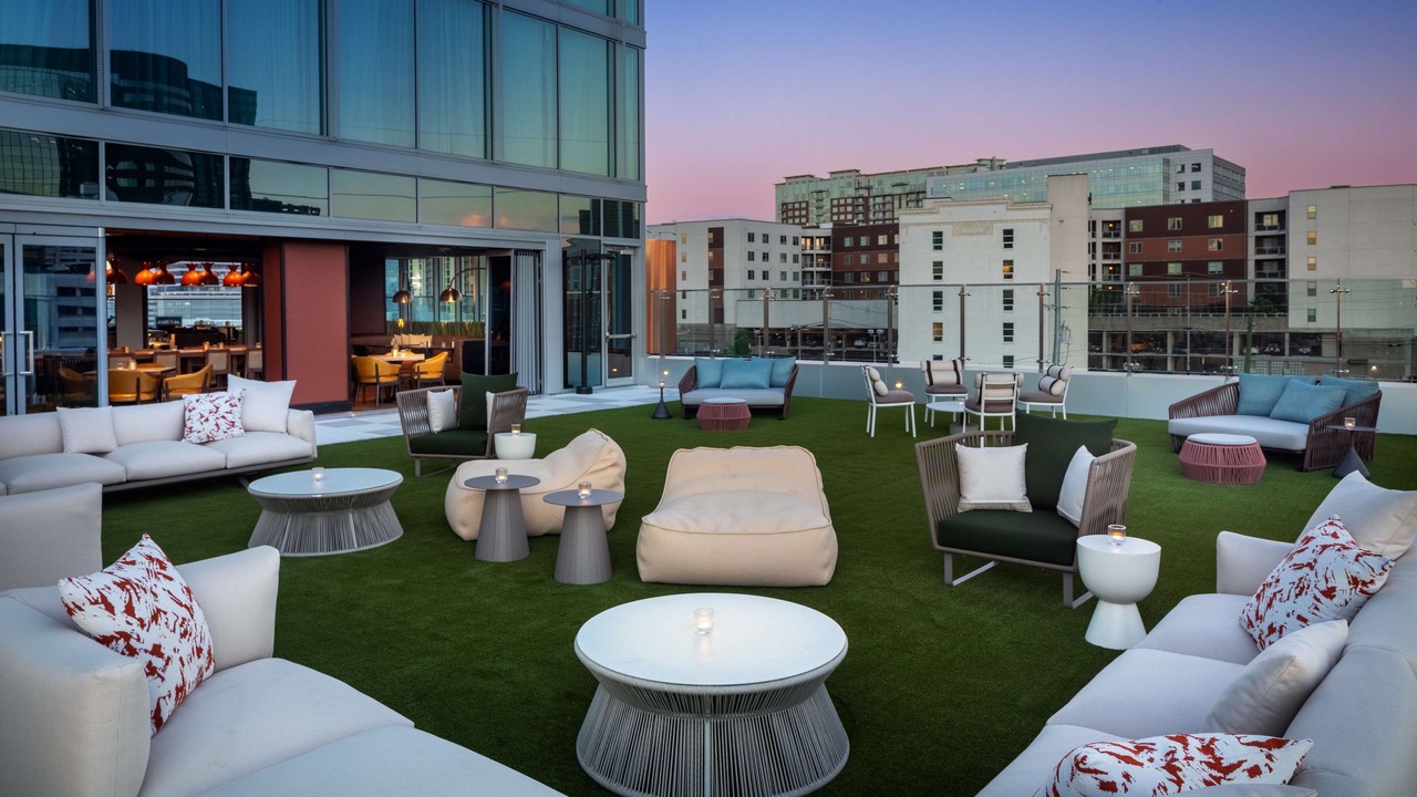 Photo of Patio Balcony in Music Row