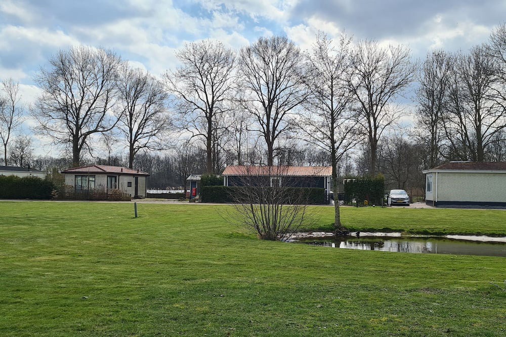 Photo of Others in Hensbroek