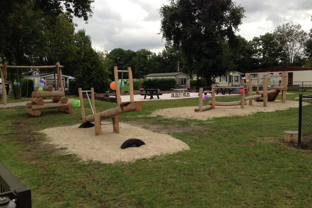 Photo of Others in Hensbroek