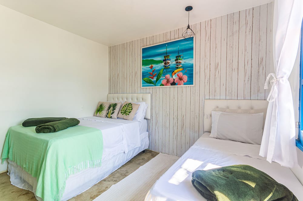 Photo of Bedroom in Marinas