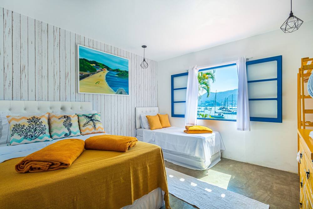 Photo of Bedroom in Marinas