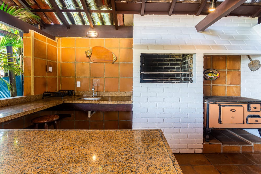 Photo of Bathroom in Marinas