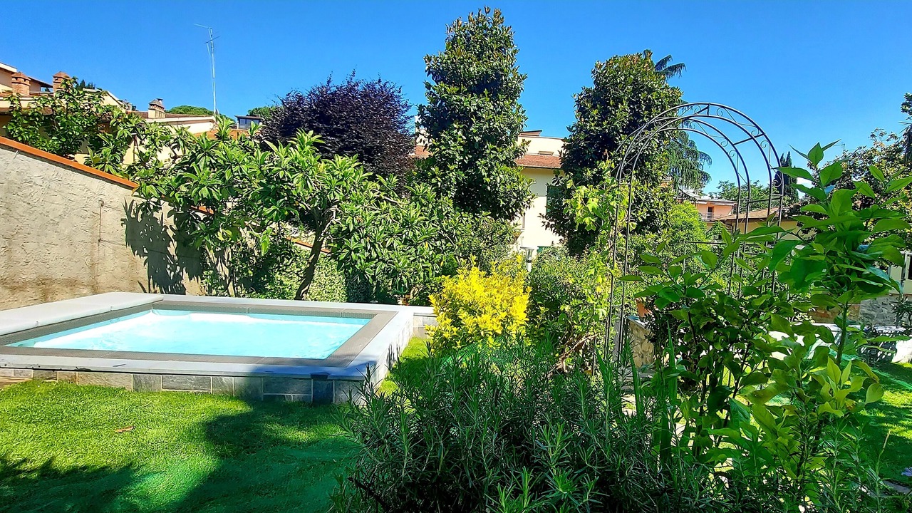 Photo of Outdoor in Le Cure
