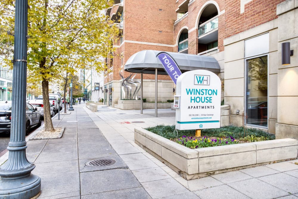 Photo of Outdoor in Connecticut Ave - K Street
