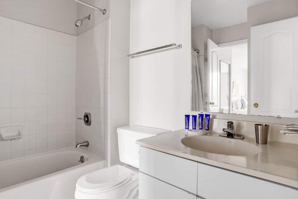 Photo of Bathroom in Connecticut Ave - K Street