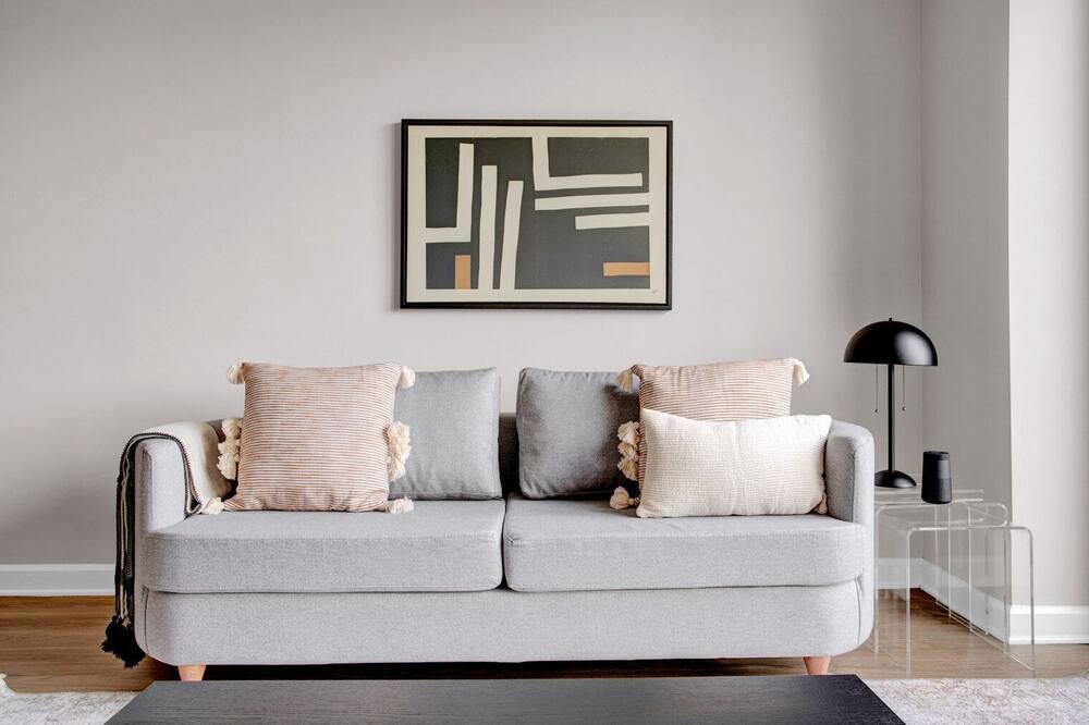 Photo of Livingroom in Connecticut Ave - K Street