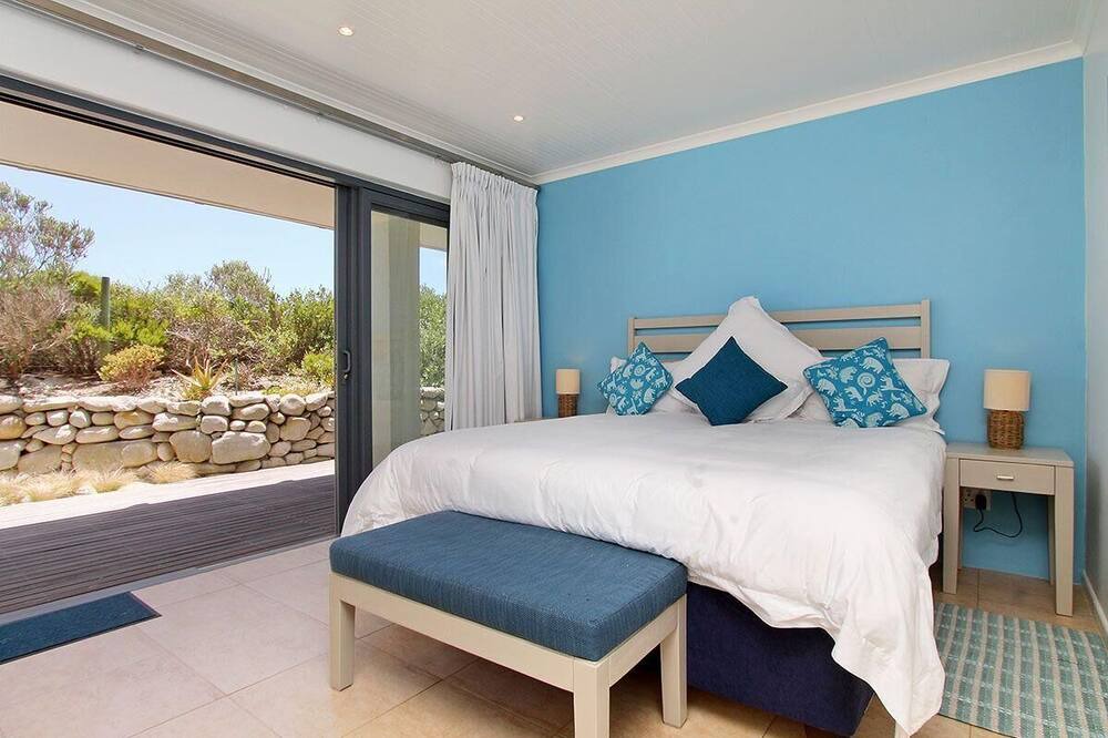 Photo of Bedroom in Kommetjie