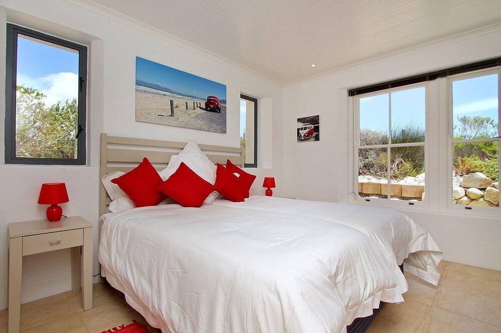 Photo of Bedroom in Kommetjie