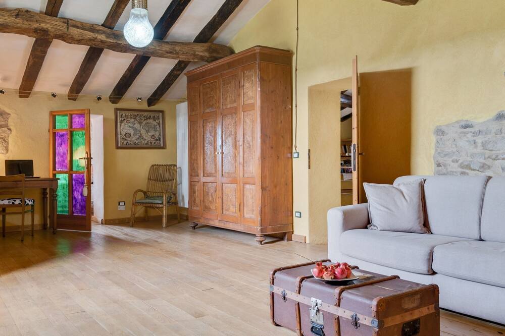Photo of Livingroom in Rocca Malatina
