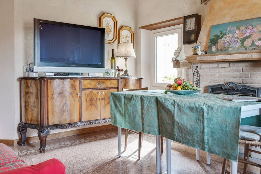 Photo of Livingroom in Rocca Malatina