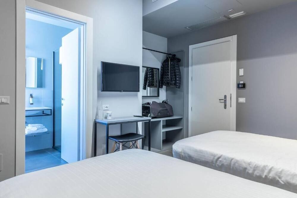Photo of Bedroom in Fiorenzuola d'Arda