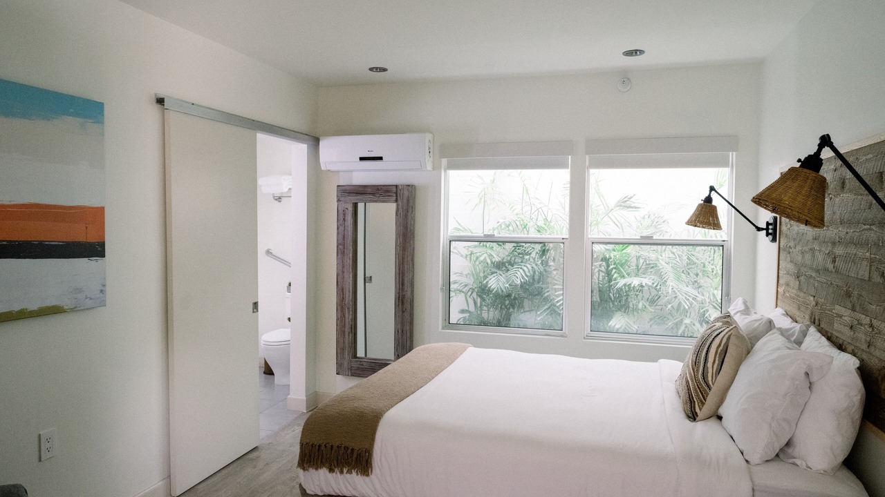 Photo of Bedroom in Laguna Beach