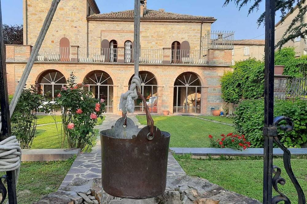 Photo of Outdoor in Gropparello
