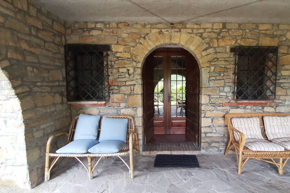 Photo of Patio Balcony in Gropparello
