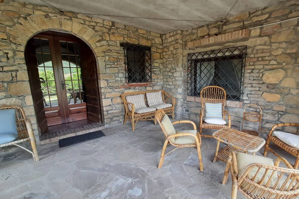 Photo of Patio Balcony in Gropparello